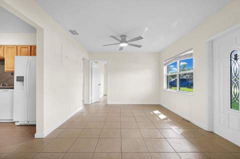 261 NE 45th Street, Oakland Park FL - photo 8 of 55