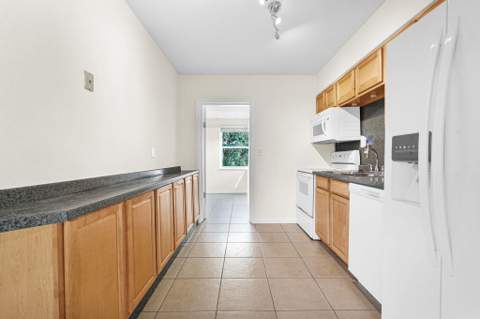 261 NE 45th Street, Oakland Park FL - photo 24 of 55