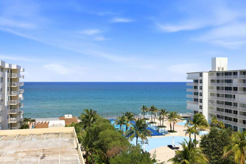 2 bedroom Condominium at 3540 S Ocean Boulevard #808w, Le Chateau Royal Condo, South Palm Beach — photo 4