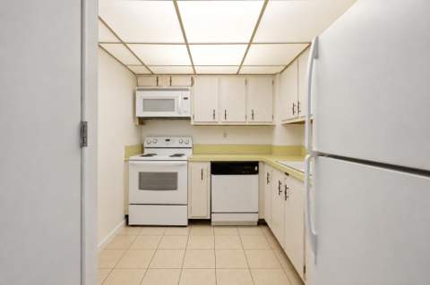 3540 S Ocean Boulevard #808w, South Palm Beach FL - photo 8 of 31