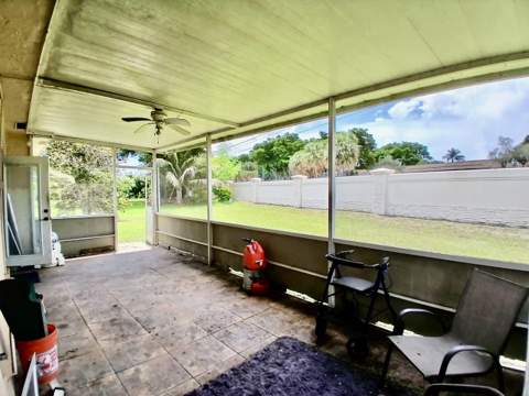9500 NW 70th Street, Tamarac FL - photo 22 of 34