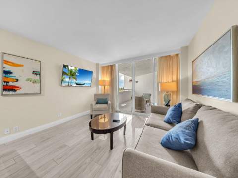 2670 E Sunrise Boulevard #323, Fort Lauderdale FL - photo 9 of 33