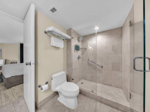 2670 E Sunrise Boulevard #323, Fort Lauderdale FL - photo 15 of 33