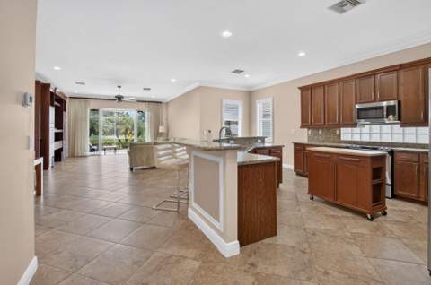 14788 Strand Lane, Delray Beach FL - photo 12 of 92