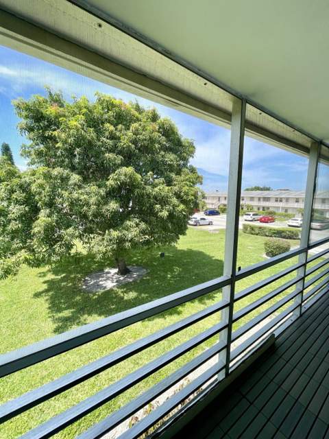 111 Kent G Street #111, West Palm Beach FL - photo 13 of 19