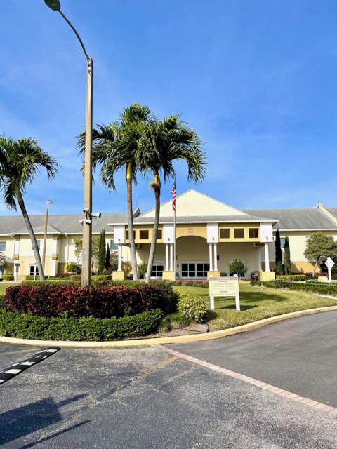 111 Kent G Street #111, West Palm Beach FL - photo 16 of 19