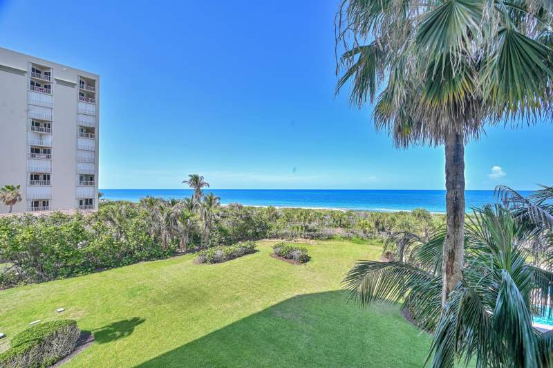 2 bedroom Condominium at 3880 N Highway A1a #402, Hibiscus By The Sea Condominium, Fort Pierce — photo 5