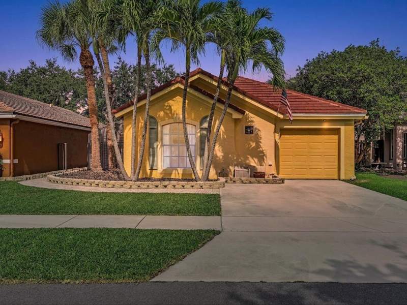 3 bedroom Single Family Residence at 7559 Savannah Lane, Springs, Lake Worth — photo 4