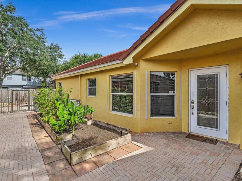 3 bedroom Single Family Residence at 7559 Savannah Lane, Springs, Lake Worth — photo 5