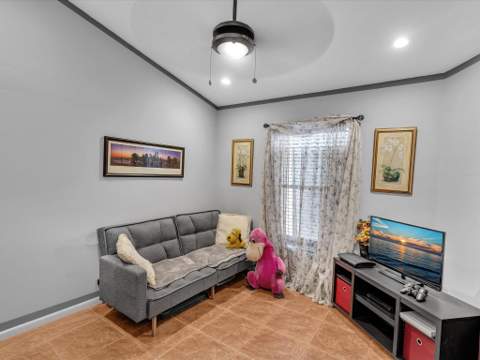 7559 Savannah Lane, Lake Worth FL - photo 17 of 60