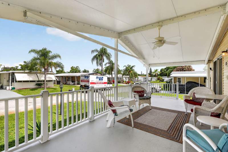 3 bedroom Manufactured Home at 5 Montilla Way, Spanish Lakes Golf Village, Port St. Lucie — photo 5