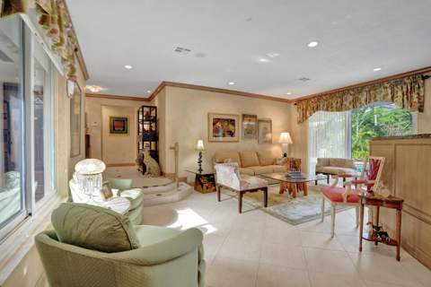 11 Tam O'shanter Lane, Fort Lauderdale FL - photo 16 of 51