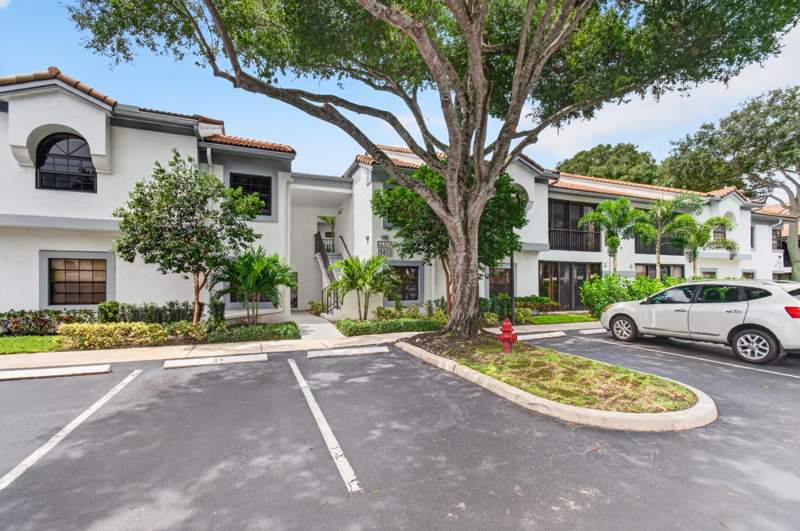 2 bedroom Condominium at 5450 Verona Drive #P, Alexandra Village Condo/Platina, Boynton Beach — photo 2