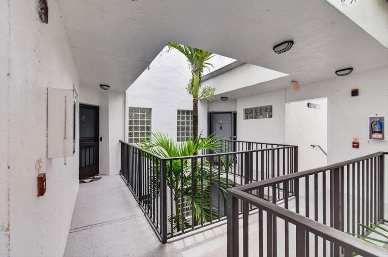 2 bedroom Condominium at 5450 Verona Drive #P, Alexandra Village Condo/Platina, Boynton Beach — photo 5