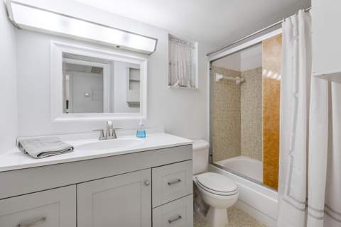 2615 Garden Drive #307, Lake Worth FL - photo 12 of 35