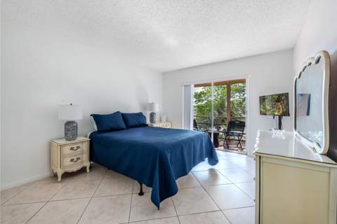 2615 Garden Drive #307, Lake Worth FL - photo 14 of 35