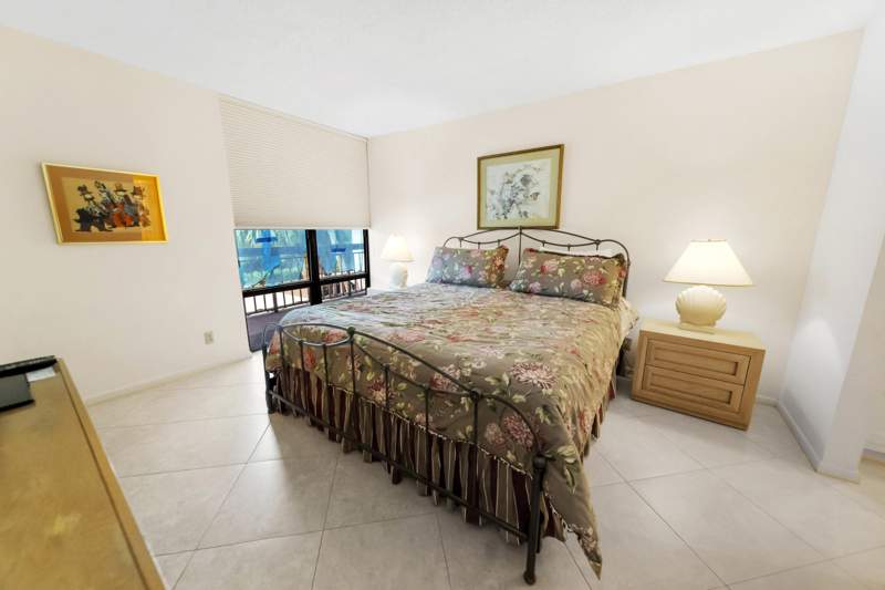 2 bedroom Condominium at 2687 N Ocean Boulevard #303, Yacht & Racquet Club Of Boca Raton Condo, Boca Raton — photo 5