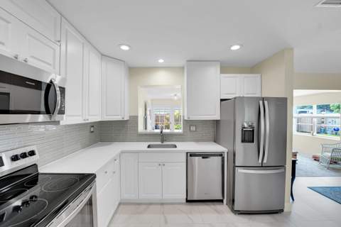 707 N 32nd Avenue, Hollywood FL - photo 19 of 59
