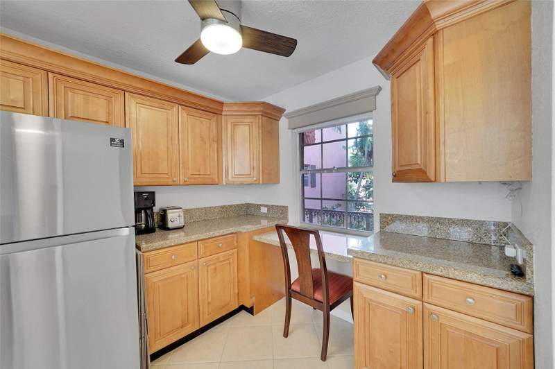 2 bedroom Condominium at 650 Tennis Club Drive #305, Tennis Club Lenglen Condo, Fort Lauderdale — photo 4