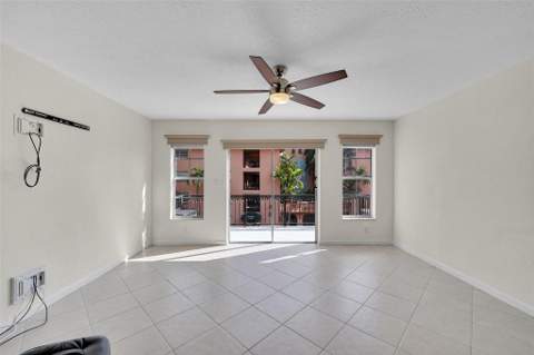 650 Tennis Club Drive #305, Fort Lauderdale FL - photo 8 of 47