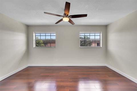 650 Tennis Club Drive #305, Fort Lauderdale FL - photo 15 of 47