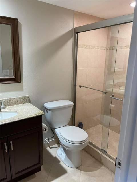 650 Tennis Club Drive #305, Fort Lauderdale FL - photo 19 of 47