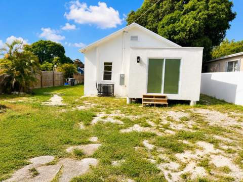 719 Tuscaloosa Street, West Palm Beach FL - photo 15 of 16