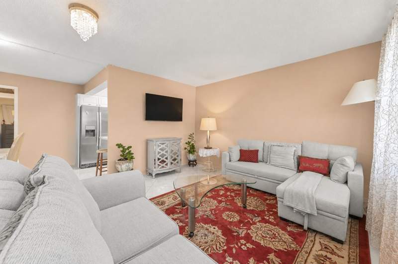 1 bedroom Condominium at 1069 Cornwall D, Century Village, Boca Raton — photo 5
