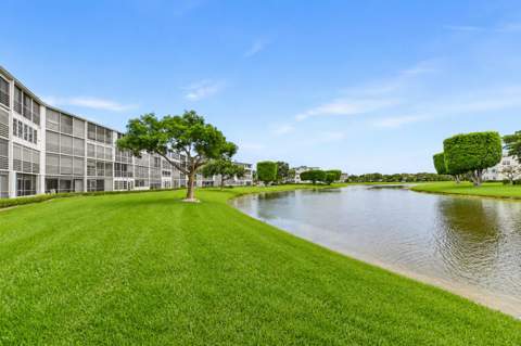 1069 Cornwall D, Boca Raton FL - photo 17 of 44