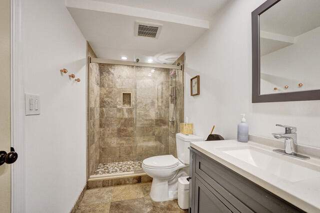 1 bedroom Condominium at 401 NE 14th Avenue #705, Meadowbrook Condo Apts Bldg 9, Hallandale — photo 5