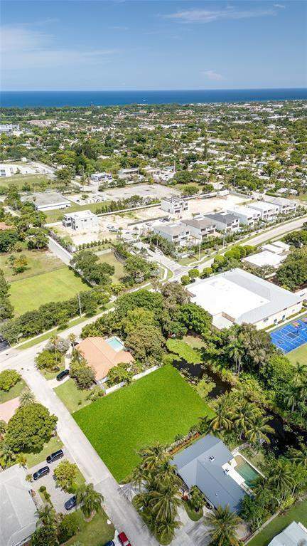 8 NW 24th Street, Delray Beach FL - photo 7 of 16