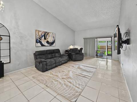 1160 Parkside Green Drive #F, Greenacres FL - photo 15 of 37