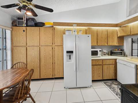 1160 Parkside Green Drive #F, Greenacres FL - photo 16 of 37