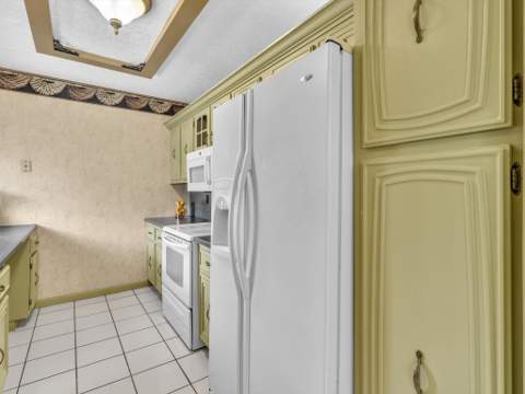 2420 SW 22nd Avenue #602, Delray Beach FL - photo 16 of 64