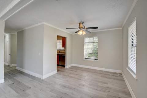 237 SW 11th Avenue, Delray Beach FL - photo 19 of 40