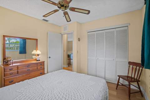 3358 SW 16th Court, Fort Lauderdale FL - photo 22 of 37