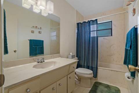 3358 SW 16th Court, Fort Lauderdale FL - photo 23 of 37