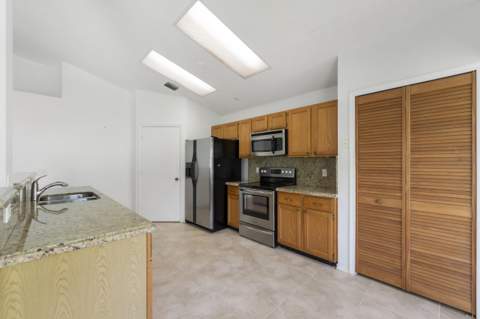 165 St Michaels Court, Jupiter FL - photo 20 of 38