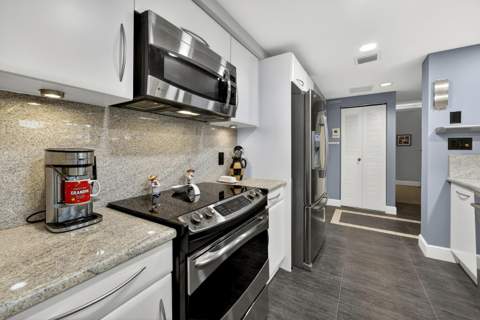 511 Lucerne Avenue #312, Lake Worth Beach FL - photo 14 of 79