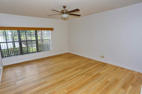 3277 Jog Park Drive, Greenacres FL - photo 9 of 62