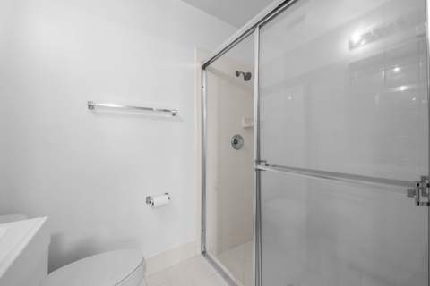 1033 NE 17th Way #905, Fort Lauderdale FL - photo 8 of 34