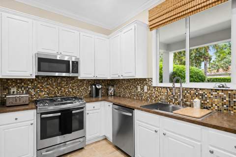 464 Oriole Lane, Jupiter FL - photo 17 of 44