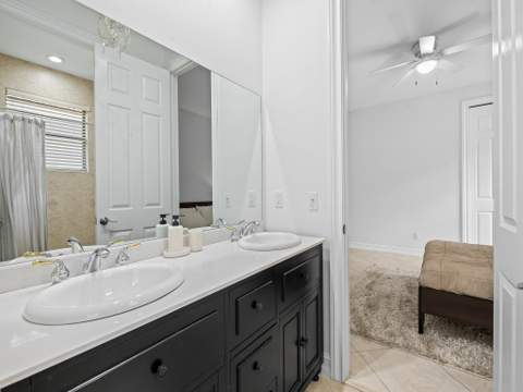 10920 Hawks Vista Street, Plantation FL - photo 24 of 47