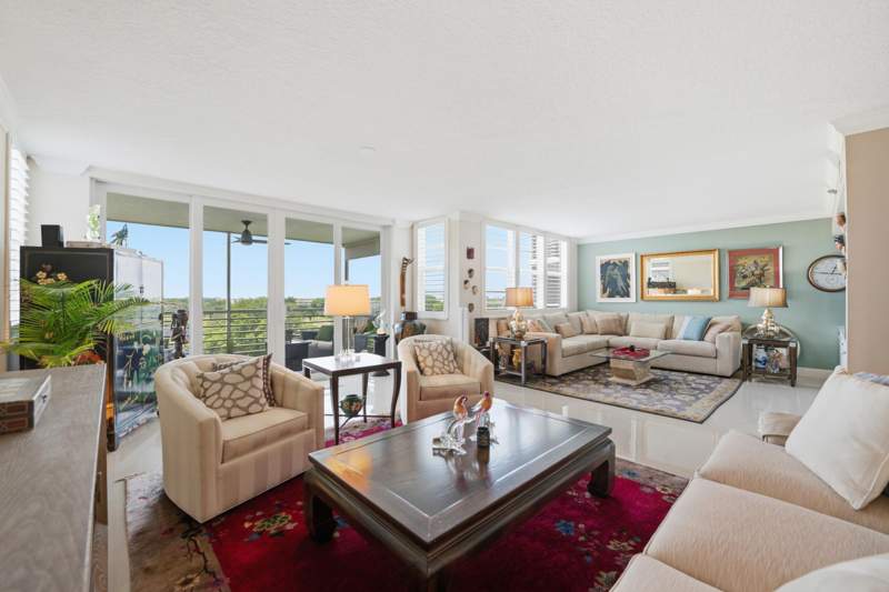 3 bedroom Condominium at 3510 Oaks Way #703, Palm Aire Country Club, Pompano Beach — photo 2