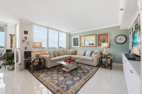 3510 Oaks Way #703, Pompano Beach FL - photo 14 of 47