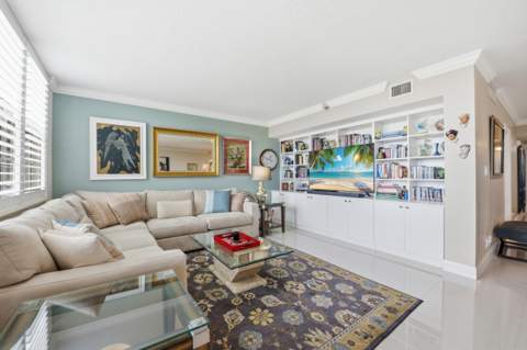 3510 Oaks Way #703, Pompano Beach FL - photo 15 of 47