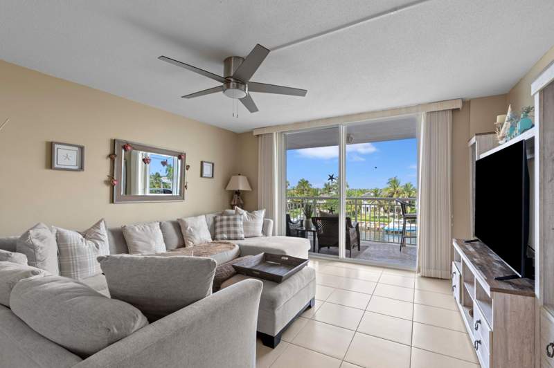 2 bedroom Condominium at 1050 Hillsboro Mile #403w, Hillsboro Le Baron Condo Apts, Hillsboro Beach — photo 5