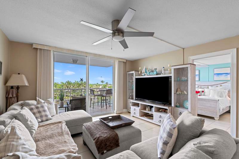 2 bedroom Condominium at 1050 Hillsboro Mile #403w, Hillsboro Le Baron Condo Apts, Hillsboro Beach — photo 4