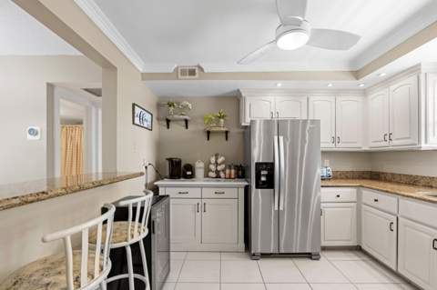 1050 Hillsboro Mile #403w, Hillsboro Beach FL - photo 10 of 40