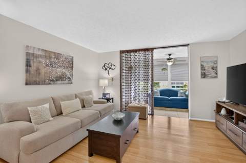 11 Willowbrook Lane #204, Delray Beach FL - photo 8 of 48